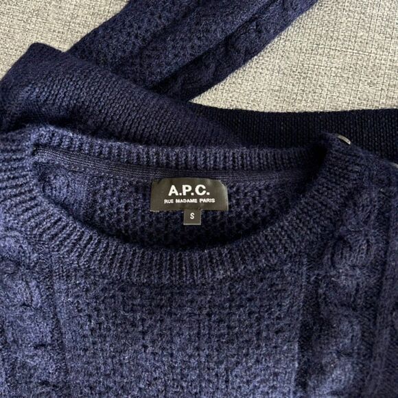 APC Navy Blue 100% Wool Cable Knit Crewneck Sweater Men’s Small Button Shoulder - Picture 3 of 10